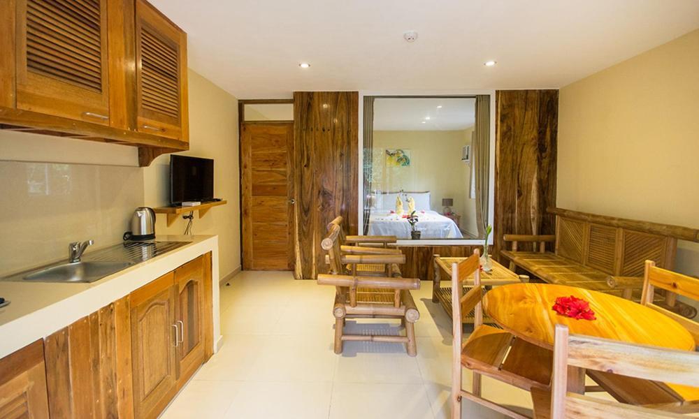 Amor Deluxe Suite With Swimming Pool Access - Hidden Paradise Yapak 외부 사진